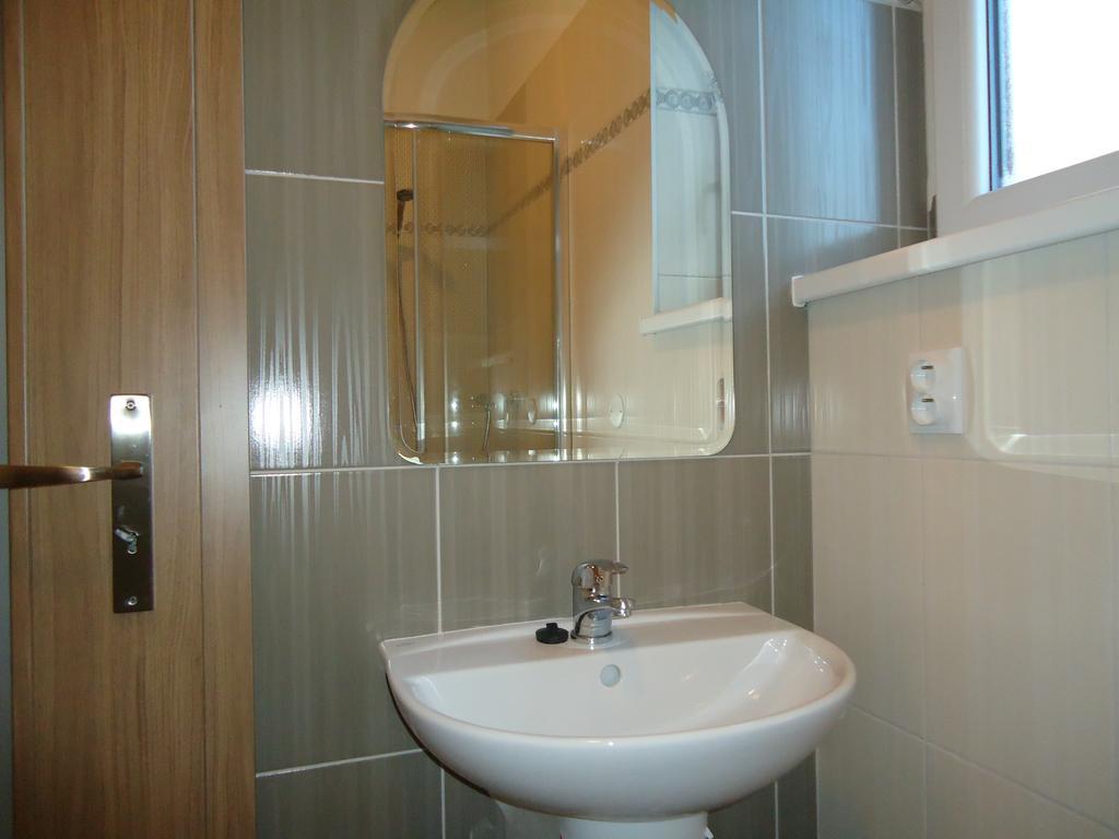 Apartman Valentka Bešeňová Zimmer foto